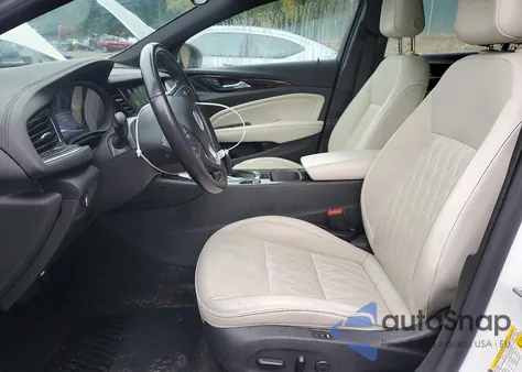 2019 Buick Regal Avenir from USA, damaged, VIN W04GW6SX3K1037268